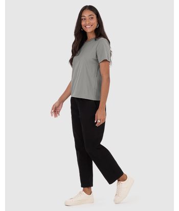 Blusa Básica Feminina Decote Redondo Com Pesponto Em Algodão
