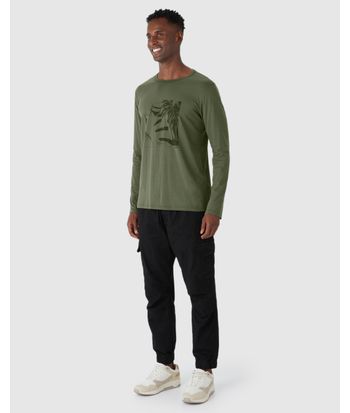 Camiseta Masculina Manga Longa Com Estampa Frontal Em Algodão