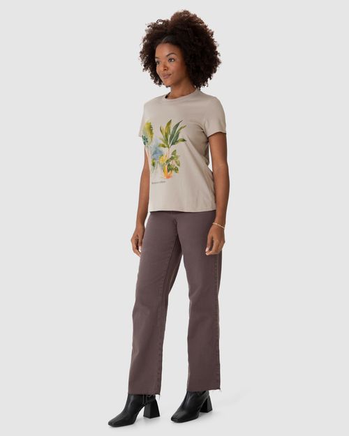 Camiseta Feminina Manga Curta Estampa Frontal Ilustrativa Em Algodão