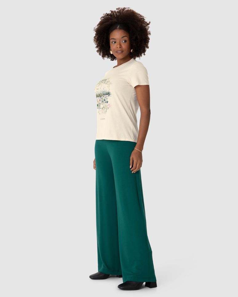 Camiseta Feminina Manga Curta Estampa Frontal Ilustrativa Em Algodão