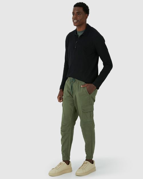 Calça Masculina Jogger Cargo Em Sarja Com Elastano