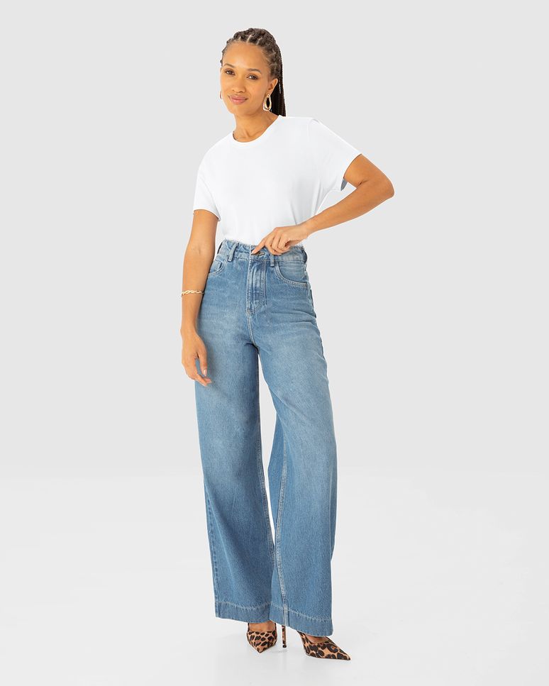 Blusa Feminina Slim Gola Redonda Manga Curta Em Viscose Stretch - ENFIM