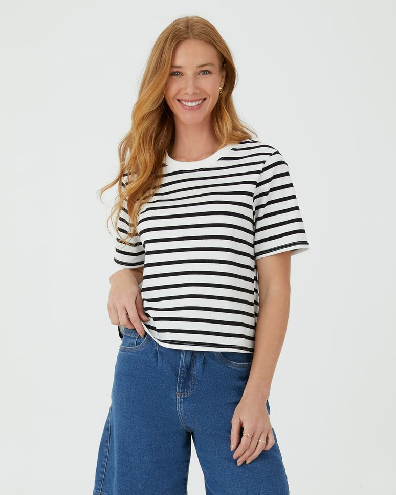 Blusa Feminina Listrada Manga Curta Em Algodão