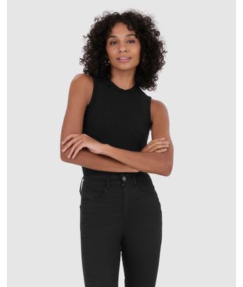 Regata Básica Feminina Gola Alta Em Canelado De Viscose