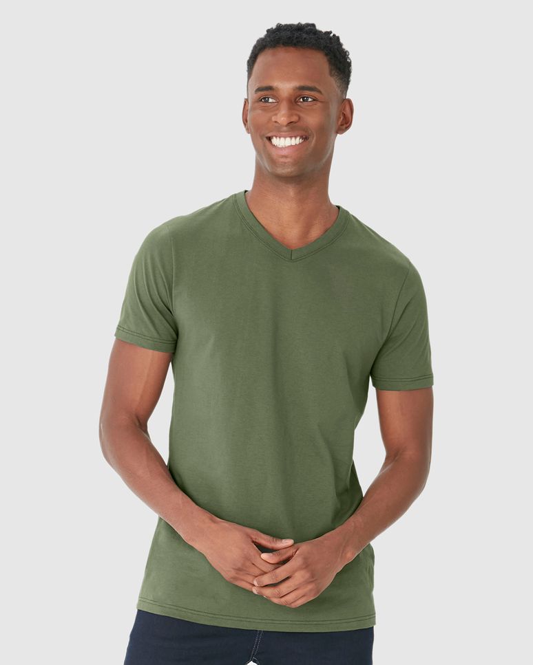 Camiseta Básica Masculina Gola V Em Algodão