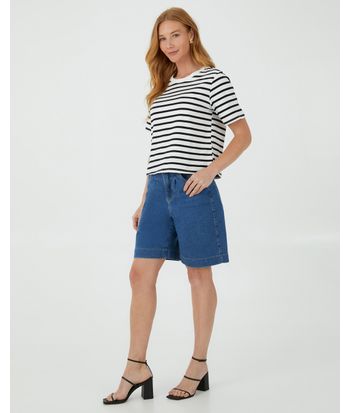 Blusa Feminina Listrada Manga Curta Em Algodão
