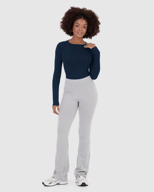 Blusa Básica Feminina Decote Redondo Em Viscose Stretch