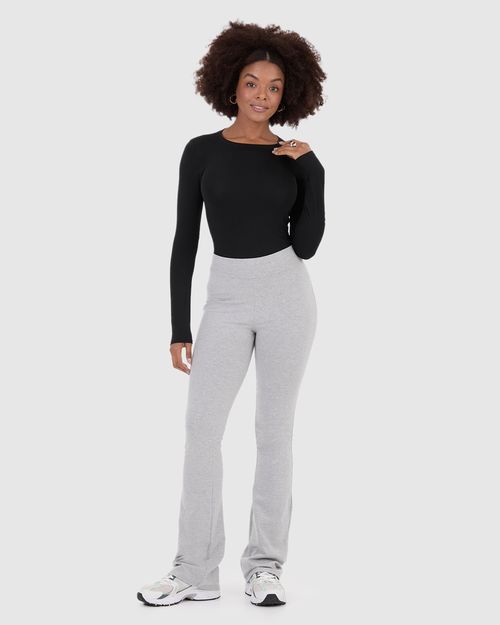 Blusa Básica Feminina Decote Redondo Em Viscose Stretch