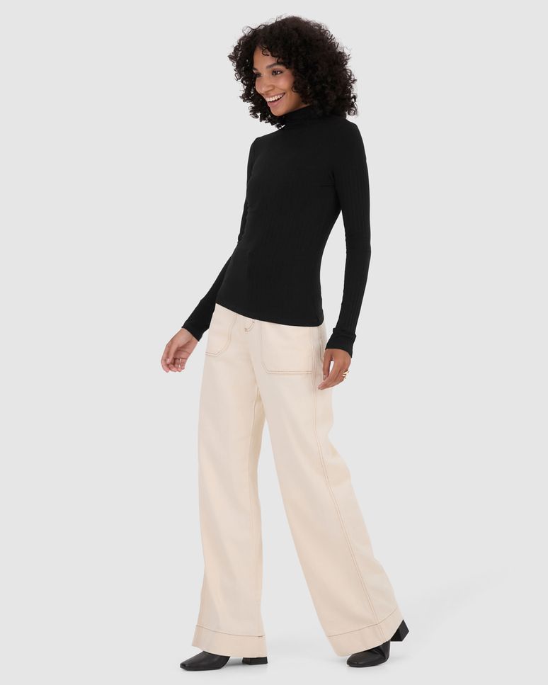 Blusa Básica Feminina Gola Alta Em Malha Canelada De Viscose