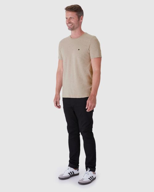 Camiseta Básica Masculina Slim Em Malha Botonê