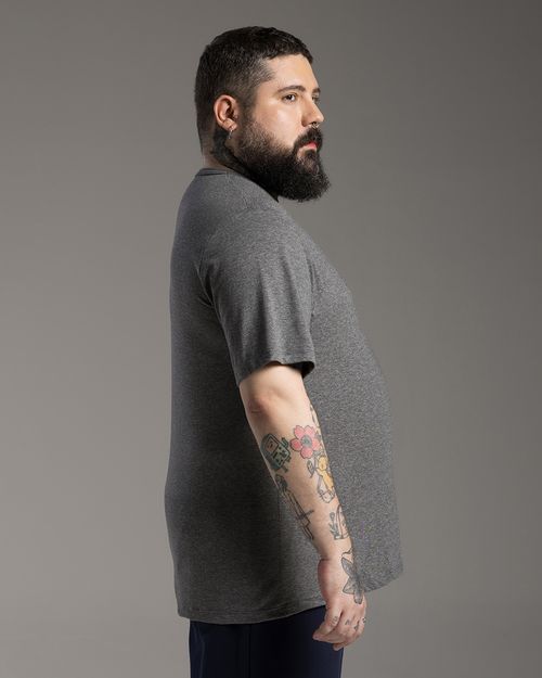 Camiseta Masculina Plus Size Tecnológica Anti Odor Em Mescla Algodão - BASICAMENTE