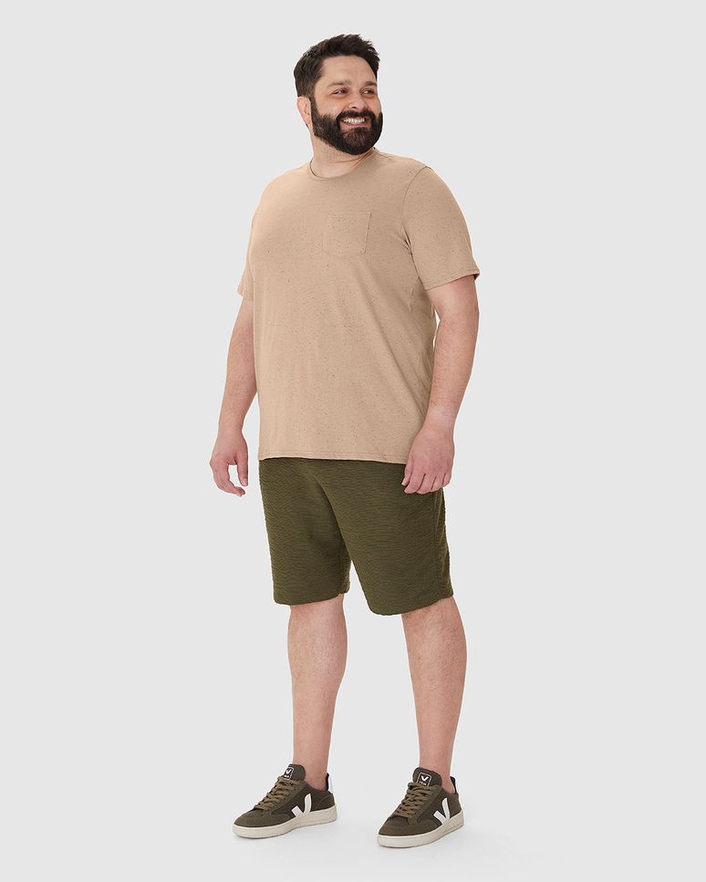 Camiseta Masculina Plus Size Bolso Frontal Em Malha Botonê