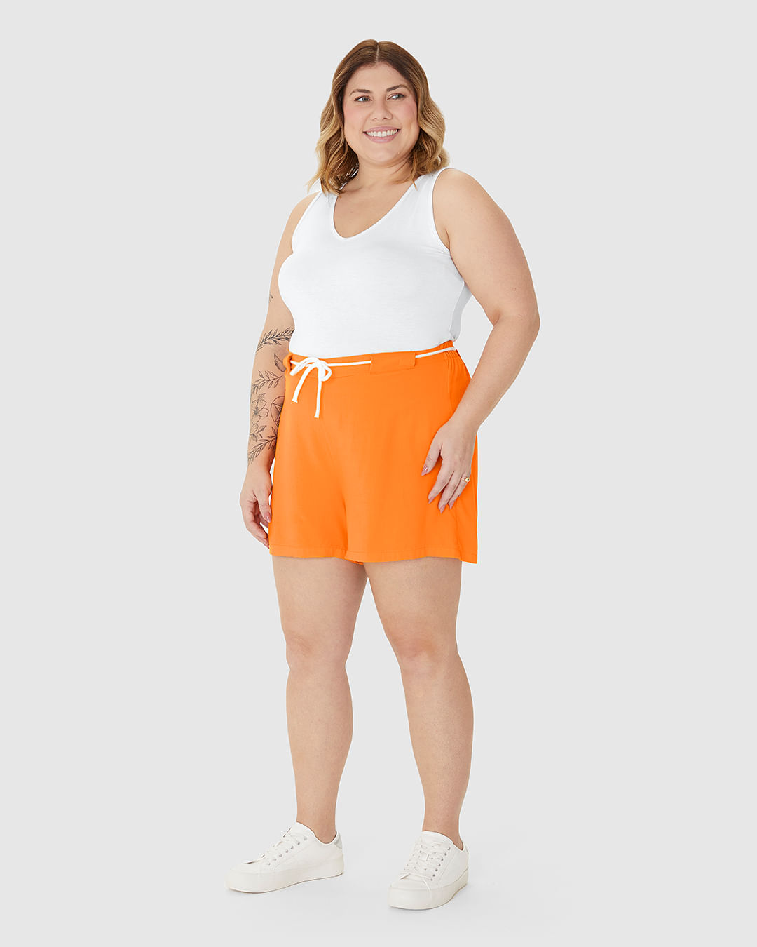 Shorts Feminino Plus Size Cadarço Frontal Em Viscose LARANJA - Malwee