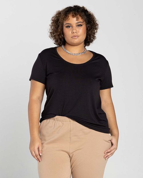 Camiseta Feminina Plus Size Gola U Tecnológica Modal - BASICAMENTE