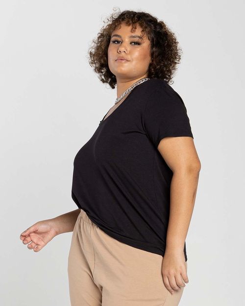 Camiseta Feminina Plus Size Gola U Tecnológica Modal - BASICAMENTE