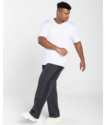 Camiseta Masculina Plus Size Gola V Tecnológica Anti Odor Em Algodão - BASICAMENTE