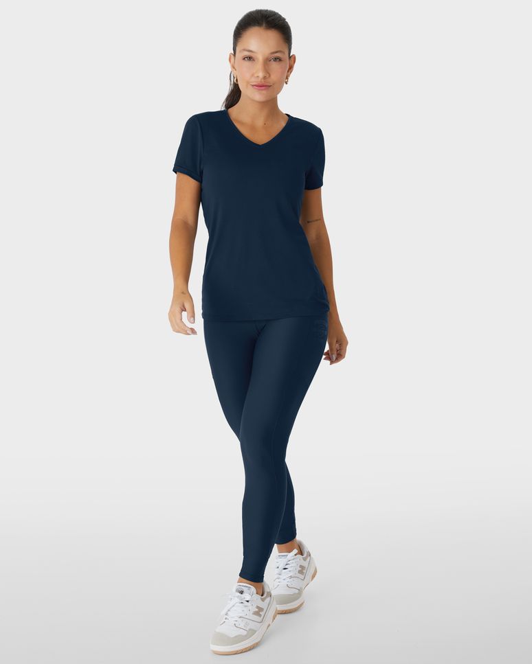 Blusa Slim Feminina Estampa Sport Club Em Malha Dry E Proteção UV50+ - ENFIM