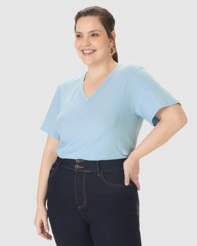 Blusa Básica Feminina Plus Size Decote V Manga Curta Em Malha Linho