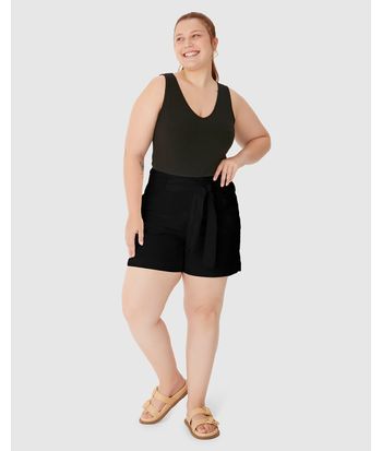 Bermuda Feminina Plus Size Mom Com Cinto Faixa Em Sarja Com Elastano