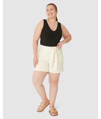 Bermuda Feminina Plus Size Mom Com Cinto Faixa Em Sarja Com Elastano
