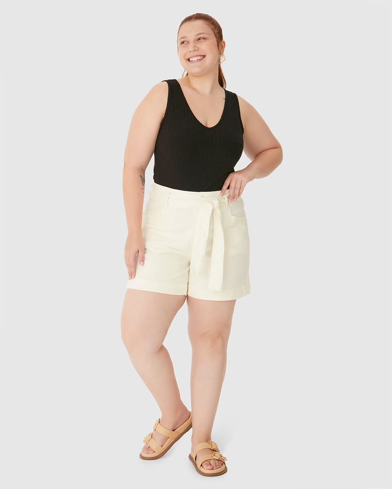 Bermuda Feminina Plus Size Mom Com Cinto Faixa Em Sarja Com Elastano