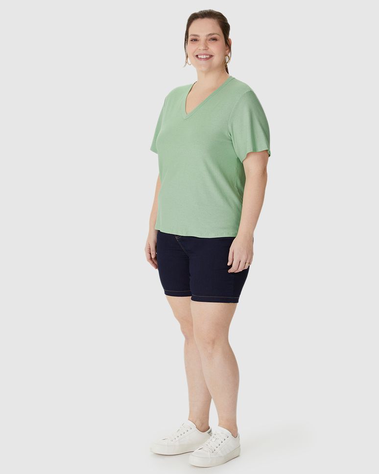 Blusa Básica Feminina Plus Size Decote V Manga Curta Em Malha Linho