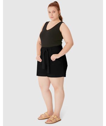 Bermuda Feminina Plus Size Mom Com Cinto Faixa Em Sarja Com Elastano