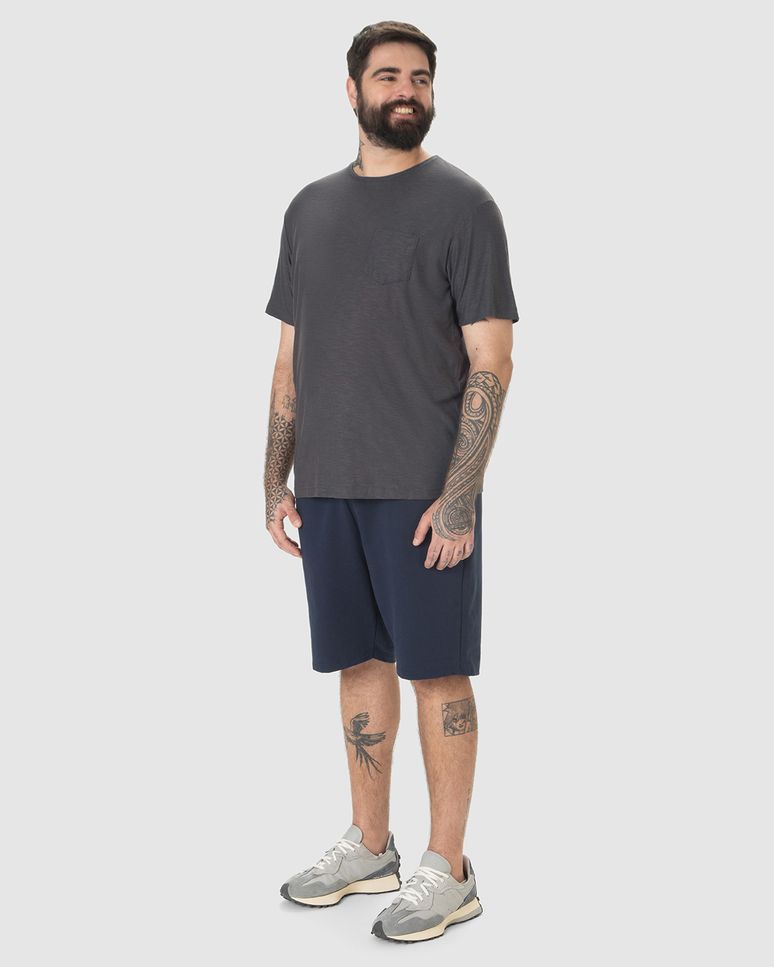 Camiseta Masculina Plus Size Bolso Frontal Em Malha Rajada