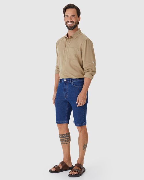Bermuda Masculina Slim Etiqueta Decorativa Em Jeans Com Elastano