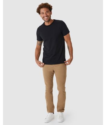 Calça Slim Masculina Cintura Média Bolso Funcional Em Sarja Stretch