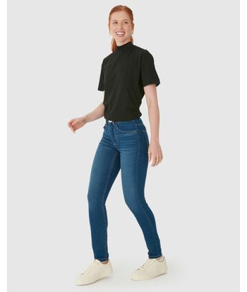 Calça Skinny Feminina Cintura Média Bolso Funcional Em Jeans Stretch