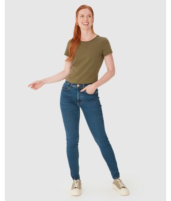 Calça Skinny Feminina Cintura Média Etiqueta Decorativa Em Flex Jeans