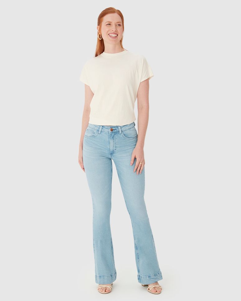Calça Feminina Small Flare Bolso Funcional Em Flex Jeans