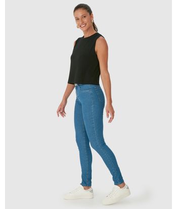 Calça Skinny Feminina Cintura Média Bolso Funcional Em Jeans Stretch