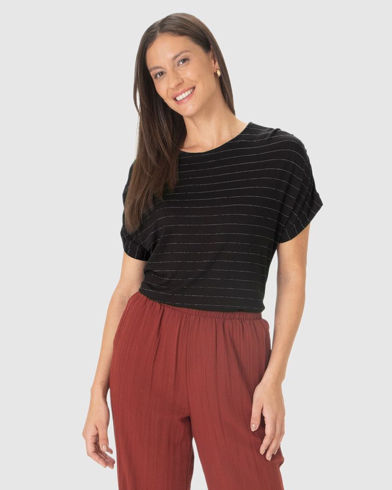 Blusa Ampla Feminina Listrada Manga Curta Em Malha Viscose Texturizada