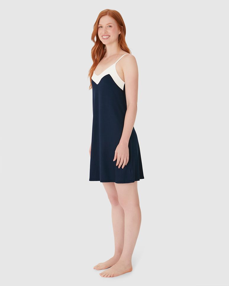 Camisola Feminina Slim Decote V Recorte Alça Fina Em Viscose Stretch