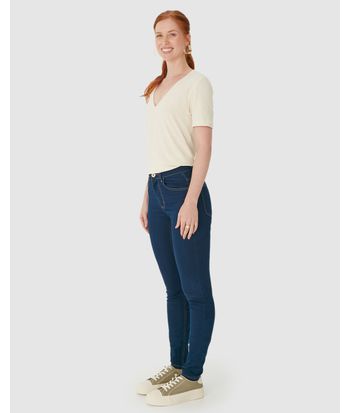 Calça Skinny Feminina Cintura Média Bolso Funcional Em Jeans Stretch