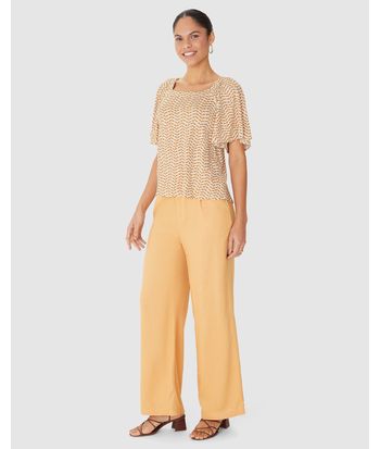 Blusa Feminina Estampada Decote Reto Em Malha Viscolinho Stretch
