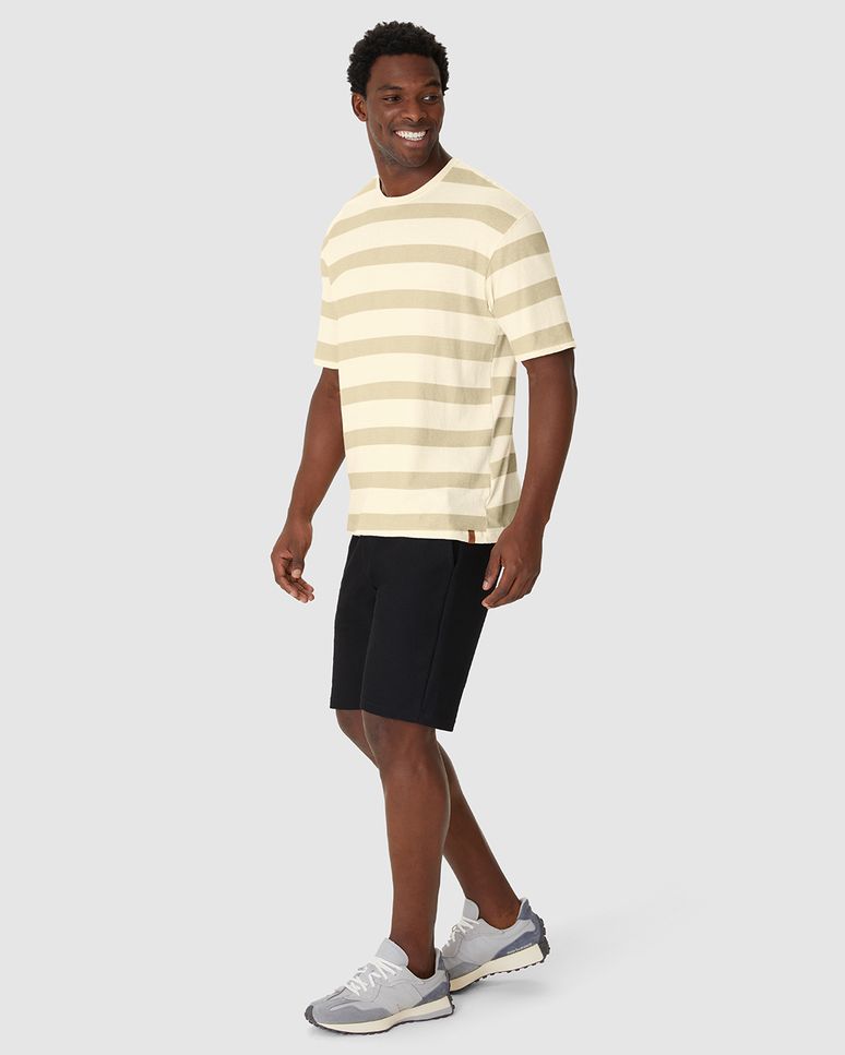 Camiseta Masculina Relaxed Fit Listrada Em Malha Linho