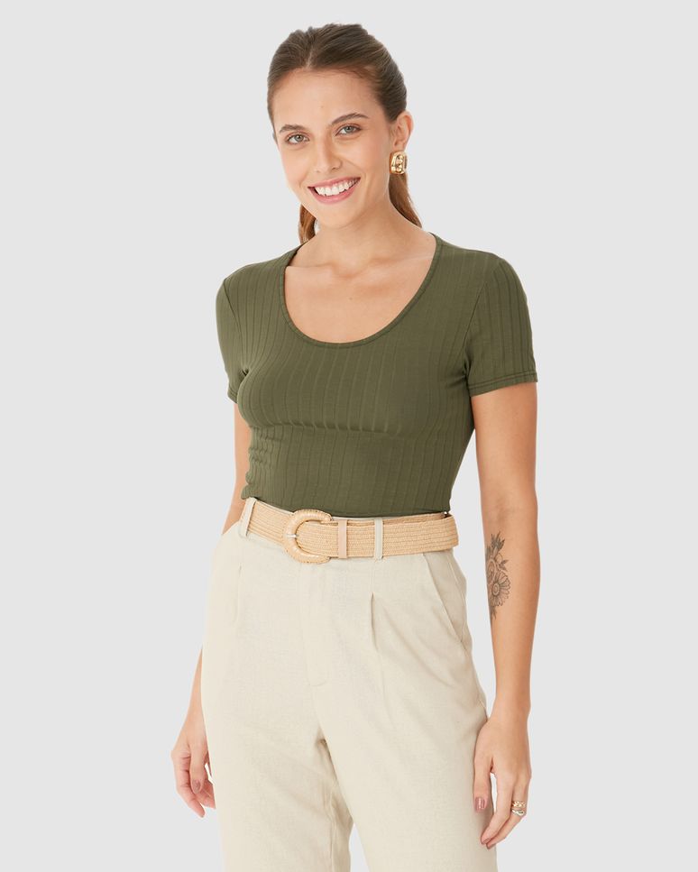 Blusa Básica Feminina Manga Curta Em Canelado De Viscose