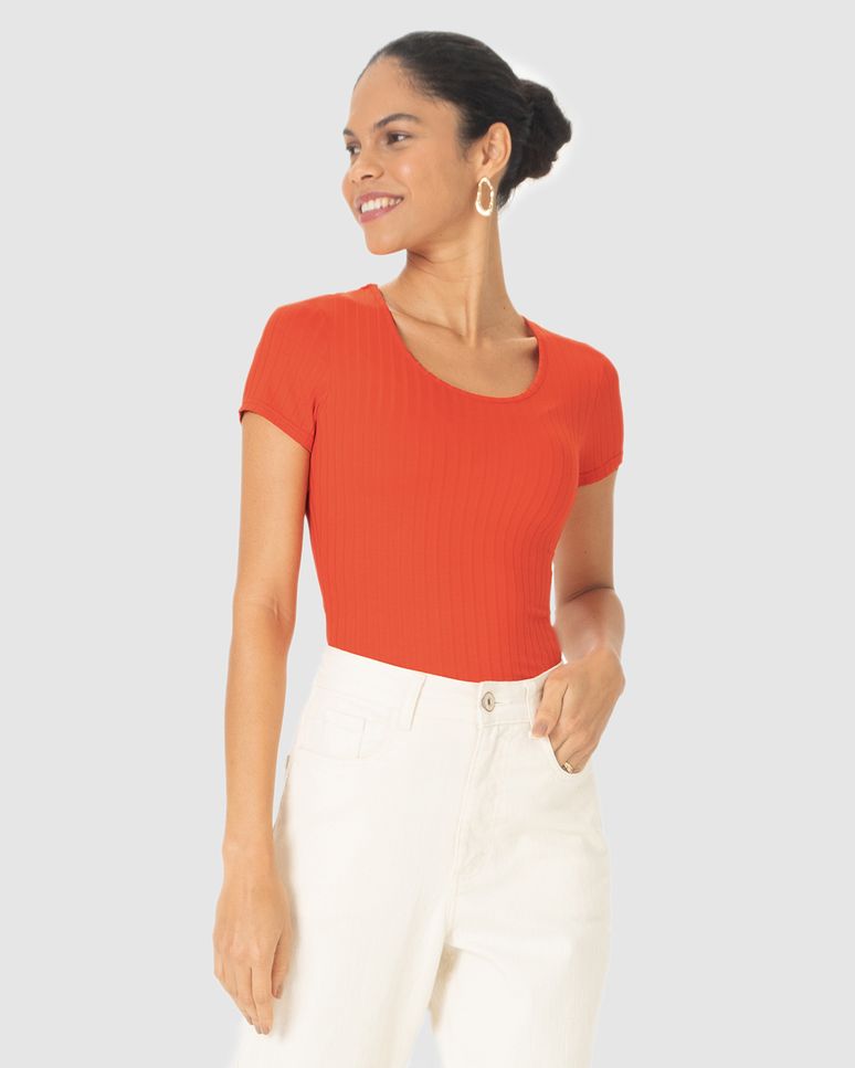 Blusa Básica Feminina Manga Curta Em Canelado De Viscose