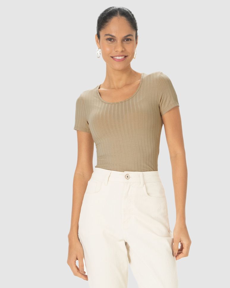 Blusa Básica Feminina Manga Curta Em Canelado De Viscose