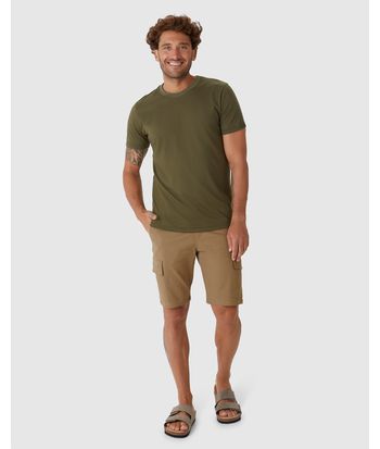 Bermuda Cargo Masculina Cintura Média Em Sarja Moletom Stretch