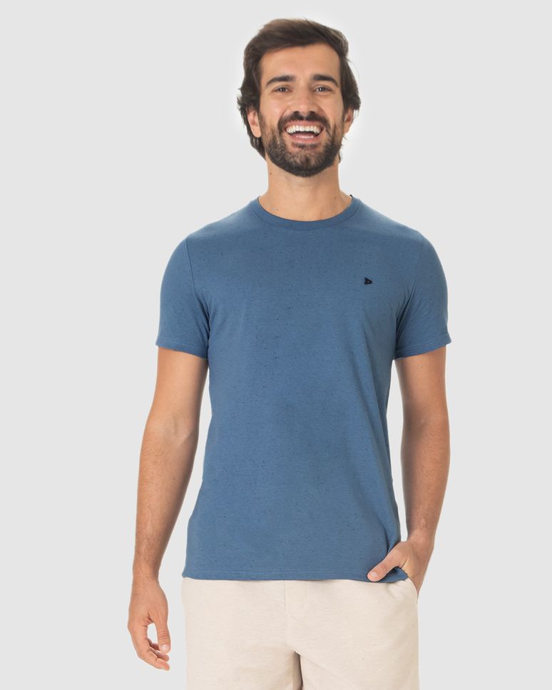 Camiseta Básica Masculina Slim Em Malha Botonê
