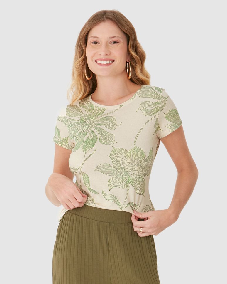 Blusa Básica Feminina Estampa Floral Manga Curta Em Malha Viscolinho Stretch