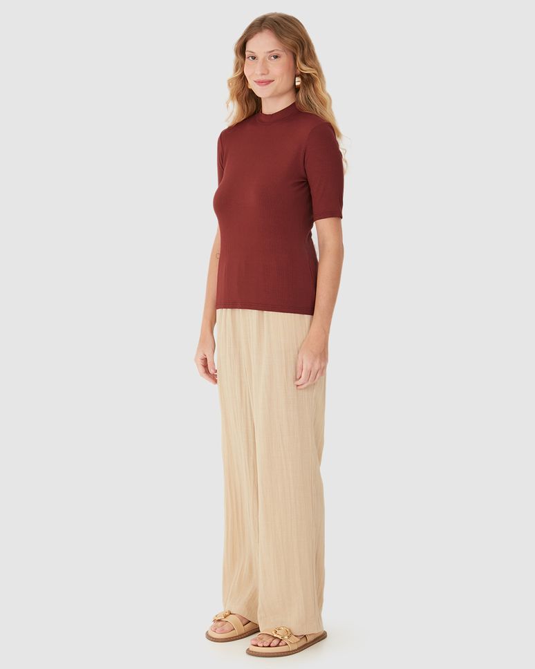Blusa Básica Feminina Gola Alta Em Canelado De Viscose