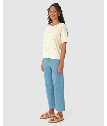 Camiseta Feminina Bordado Coqueiros Em Algodão