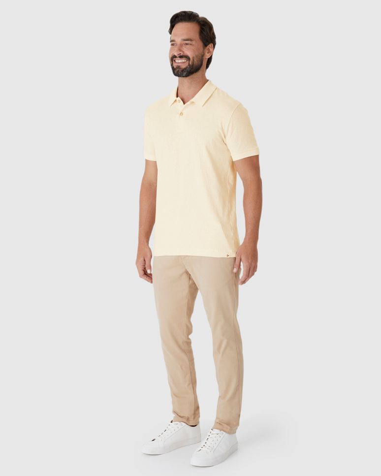 Camisa Polo Masculina Slim Com Etiqueta Decorativa Em Malha Linho