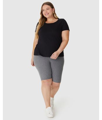 Bermuda Básica Feminina Plus Size Cintura Média Em Algodão