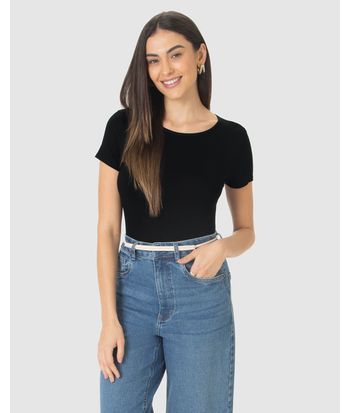 Blusa Básica Feminina Decote Redondo Em Viscose Stretch
